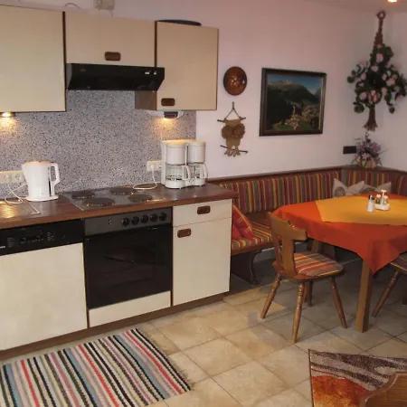 Appartement Raphaela By Interhome Sölden