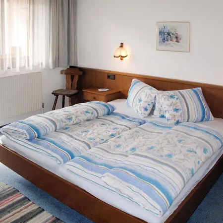 Appartement Raphaela By Interhome